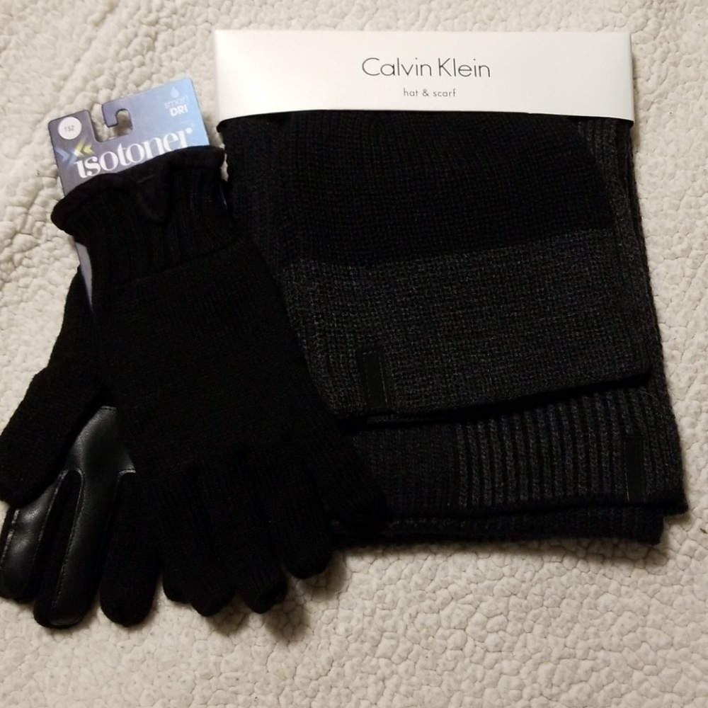 NWT Calvin Klein & Isotoner Hat Scarf Gloves Set